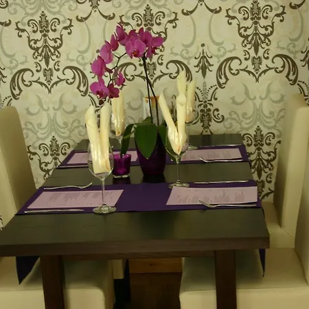 Homestay Art *